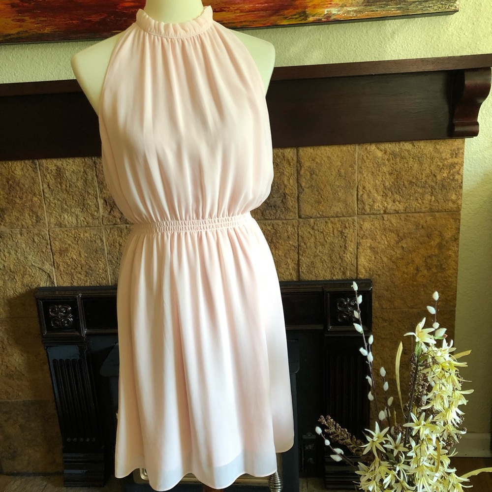 Beautiful H&M light pink chiffon dress